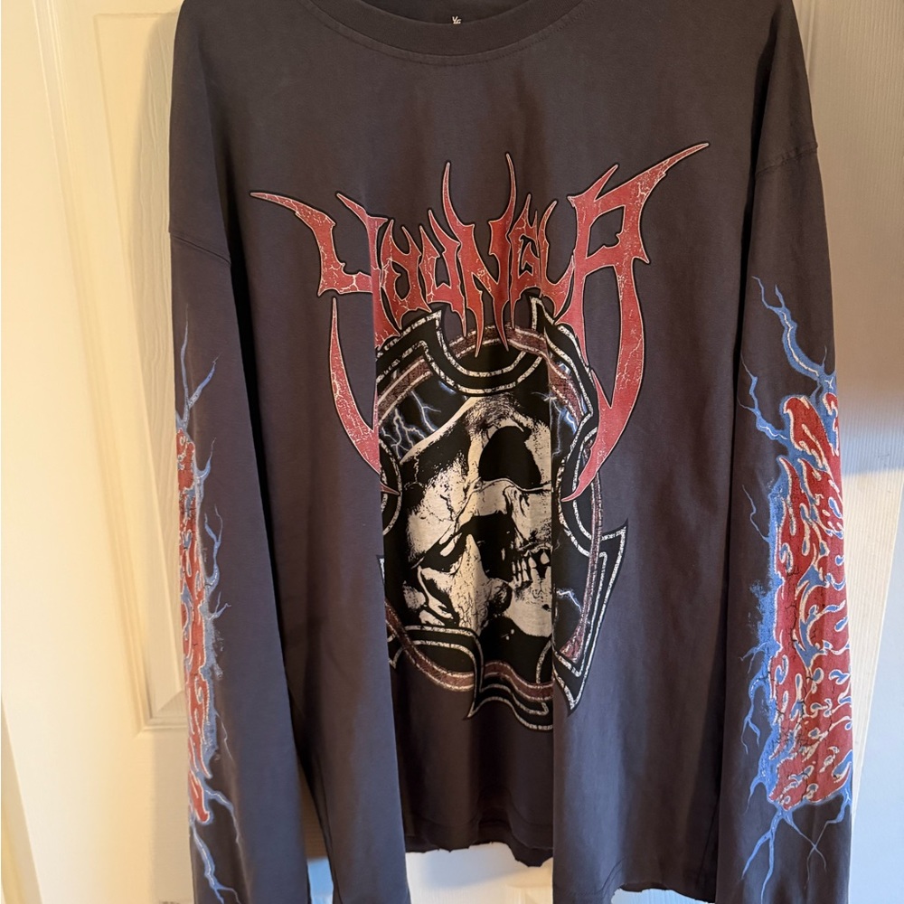 YOUNG LA long sleeve shirt never worn or used